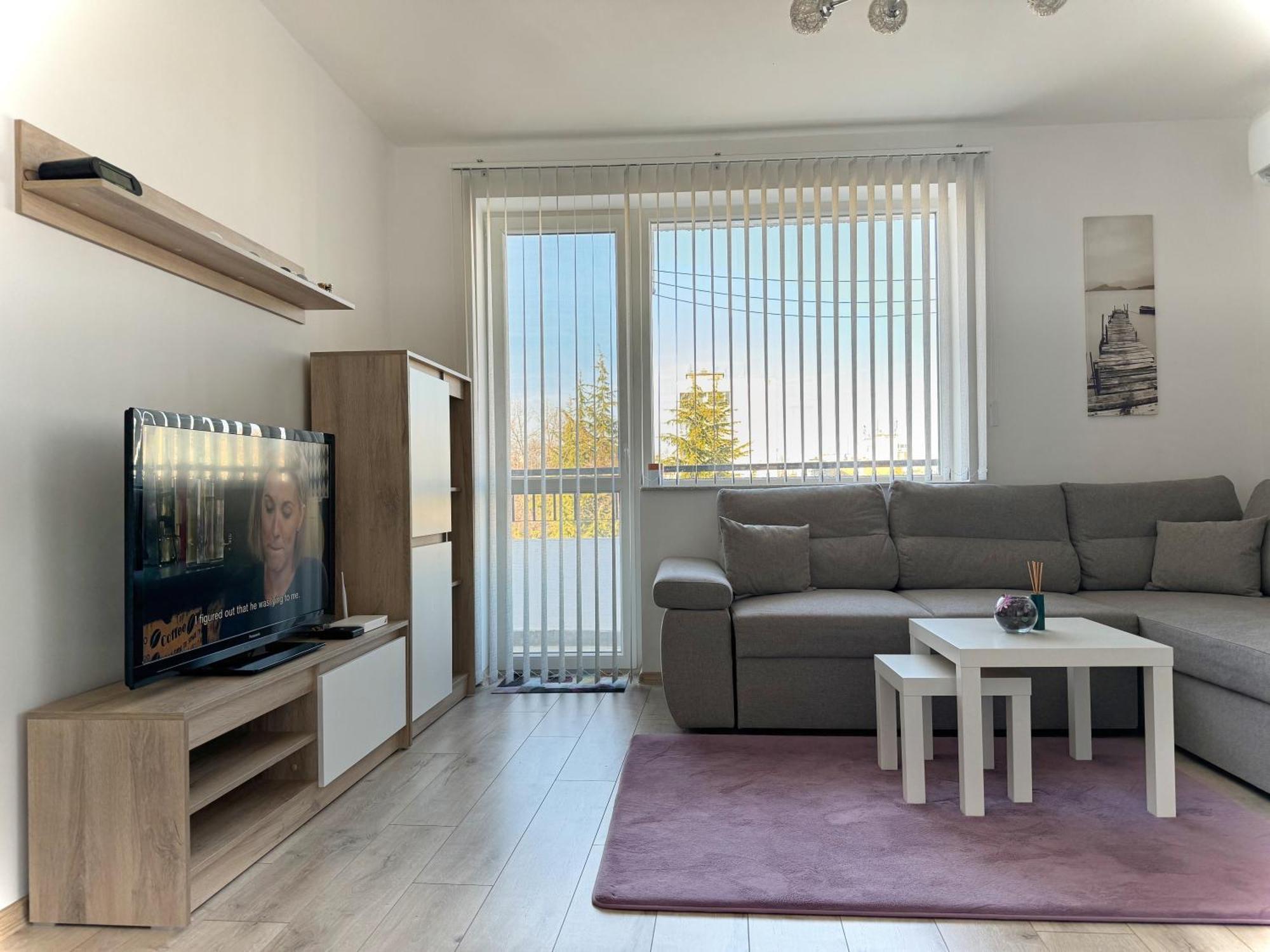 Restful Apartment For 4 Guests In Burgas City Eksteriør billede